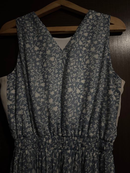 Продам платье б/у