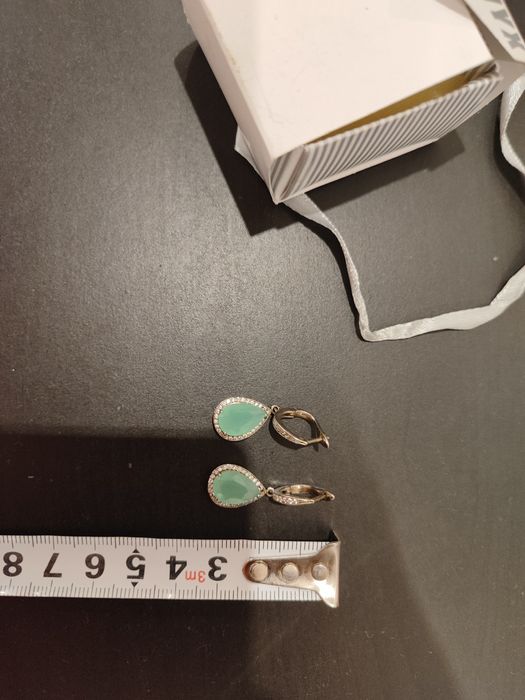 Сребърни обеци с камъни Сваровски - 2 чифта