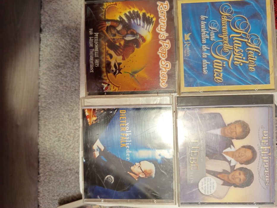 14 броя дискове с филми