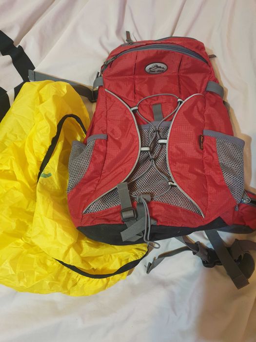 Rucsac tura nou culoare rosie