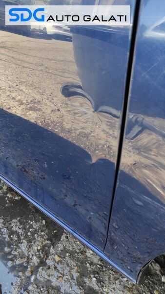 Usa Usi Portiera Portiere Fata Dreapta cu DEFECT Dezechipata VW Jetta 2005 - 2011 Culoare LD5Q