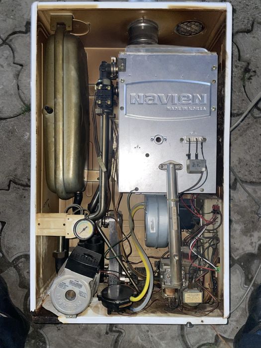 Газовый котел NAVIEN DELUXE 16k