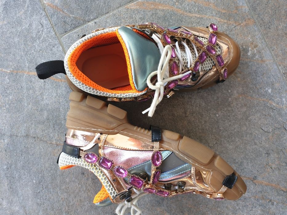 LICHIDARE!! Addidasi piele otter!