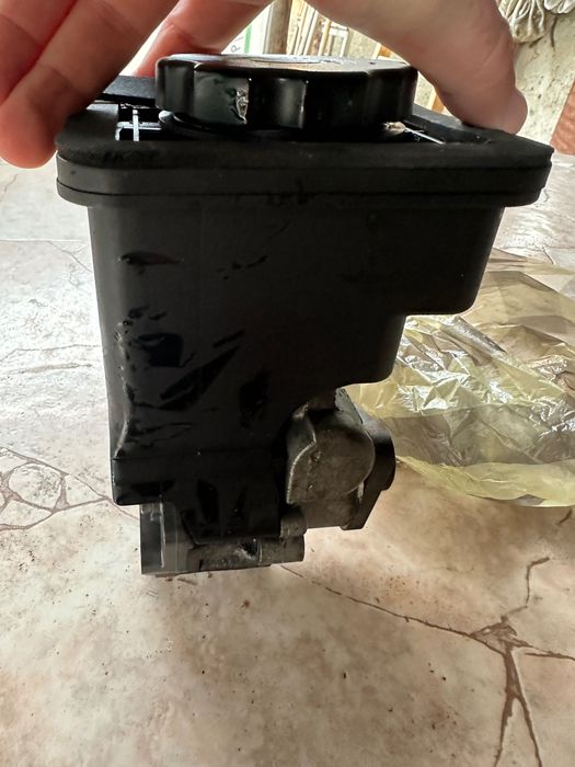 BMW E60/61 хидравлична помпа