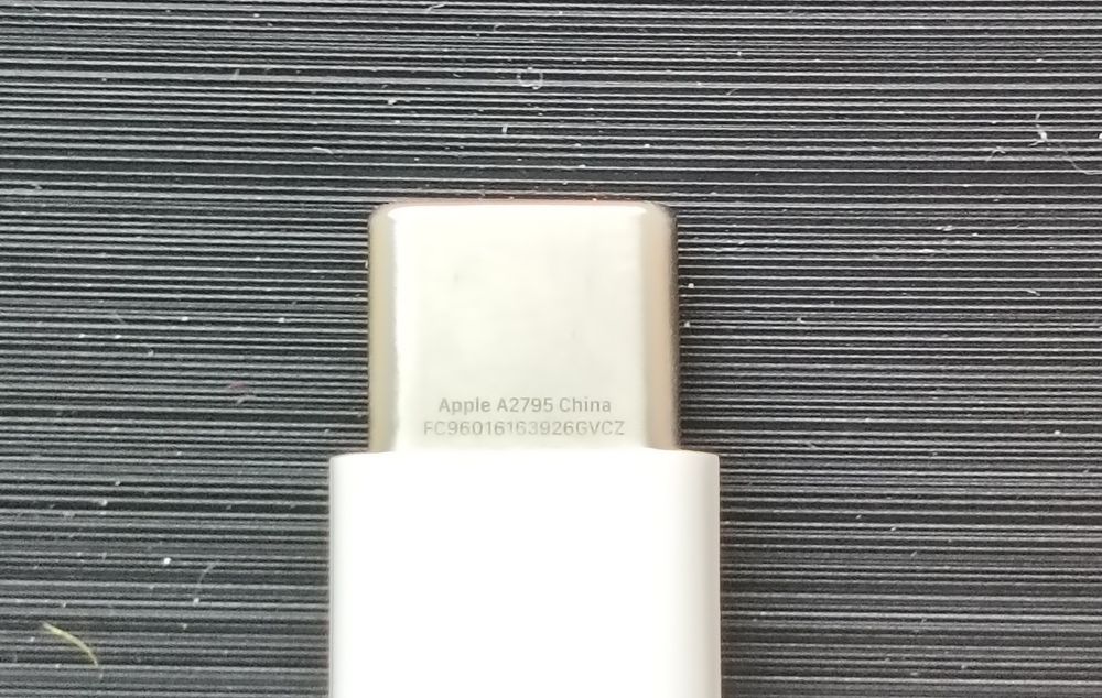 Продам 100% оригинал зарядку от Айфона!