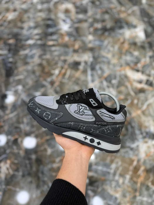 Adidași Louis Vuitton ‘Run Away’ Trainers Premium