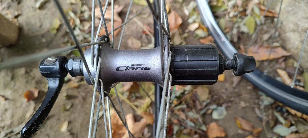 Roti cursiera butuc Shimano Claris