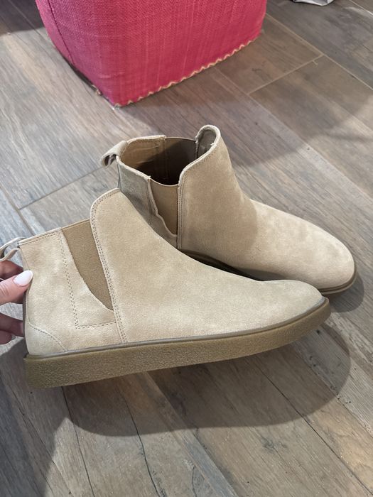 Нови мъжки боти естествен велур Bershka 43 номер