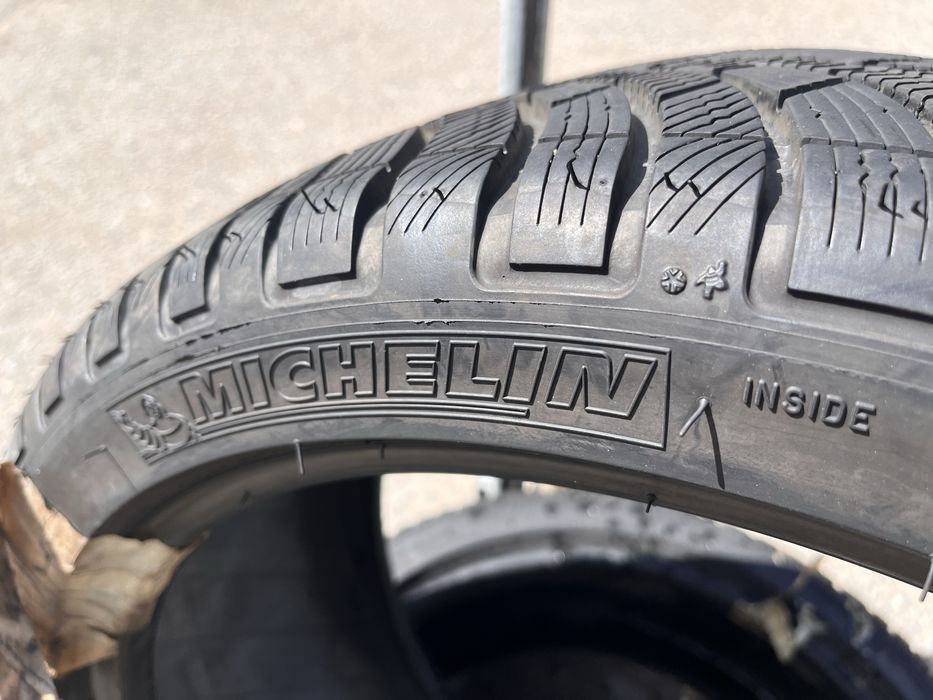 Два баллона Michelin – 255//35//19