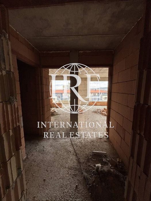 Продава се Двустаен апартамент в Варна, м-т Пчелина - 67 кв.м за 1836 €/кв.м - Снимка #4