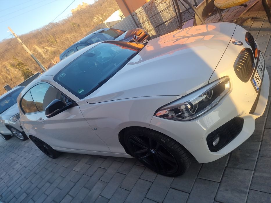 Vând BMW 118D Pachet M Sport