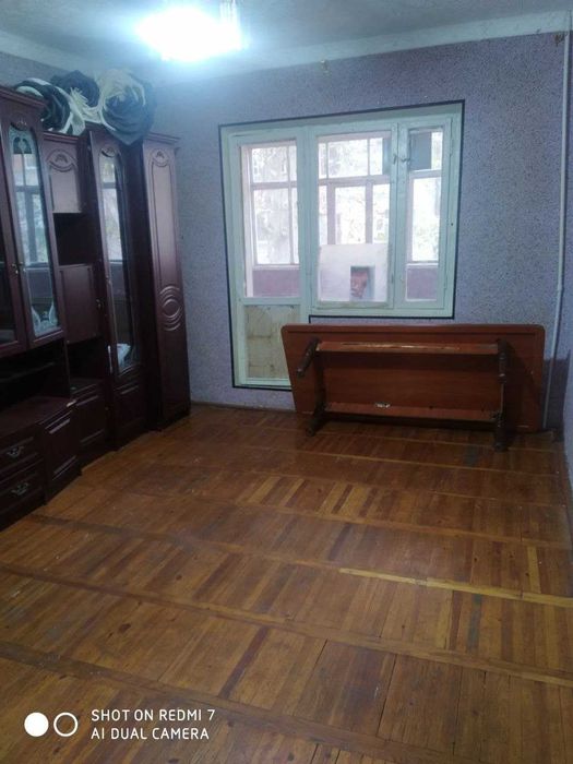 Uy sotiladi ko'p qavatli turar joy