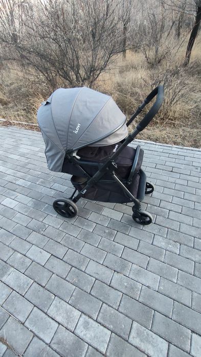 Продаю детскую коляску