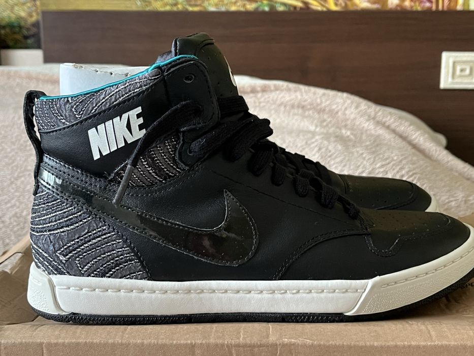 Нови маратонки Nike