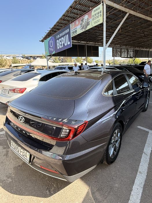 Hyunday sonata 2022 yil tozza 4 poz 100 ming yurgan propan gaz