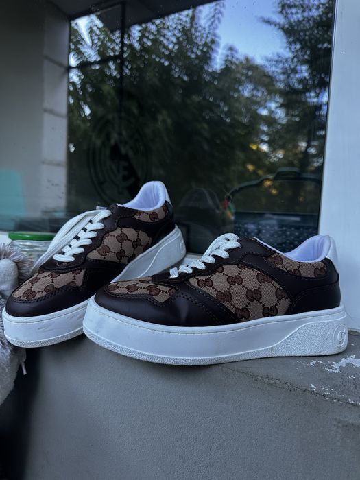 Дамски кожени кецове