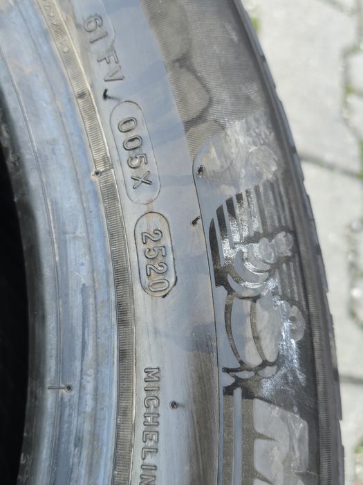 245 50 19 Michelin