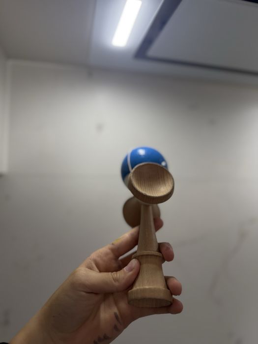 kendama krom pop albastra