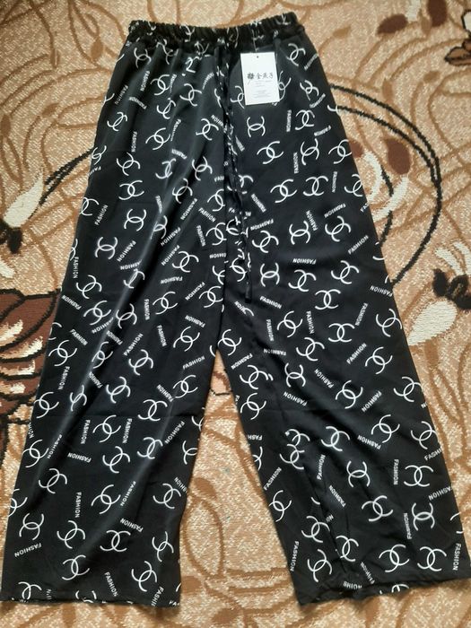 Продам женские вещи