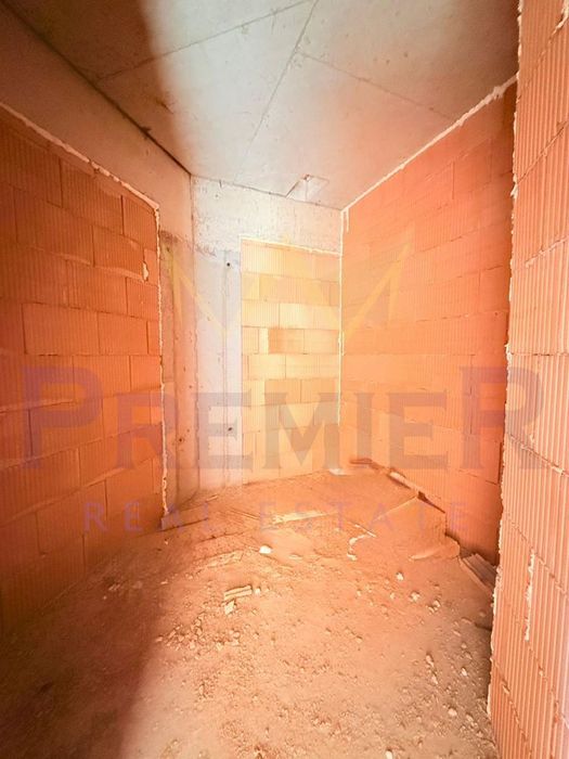 Продава се Двустаен апартамент в Варна, Владислав Варненчик - 80 кв.м за 702 €/кв.м - Снимка #6