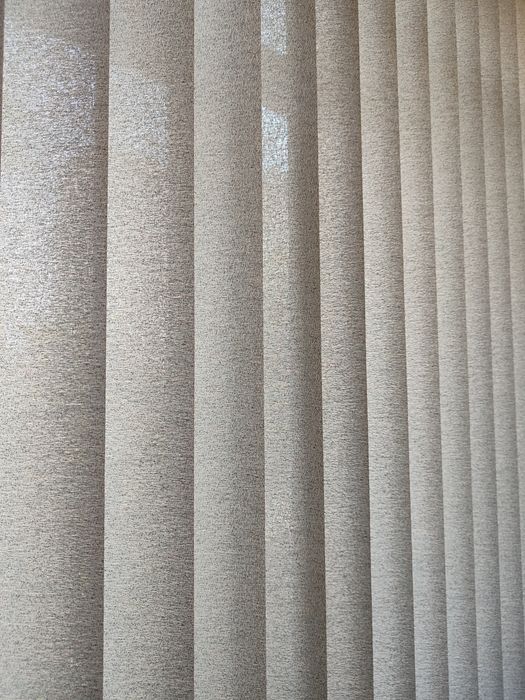 Вертикални щори, 44 броя