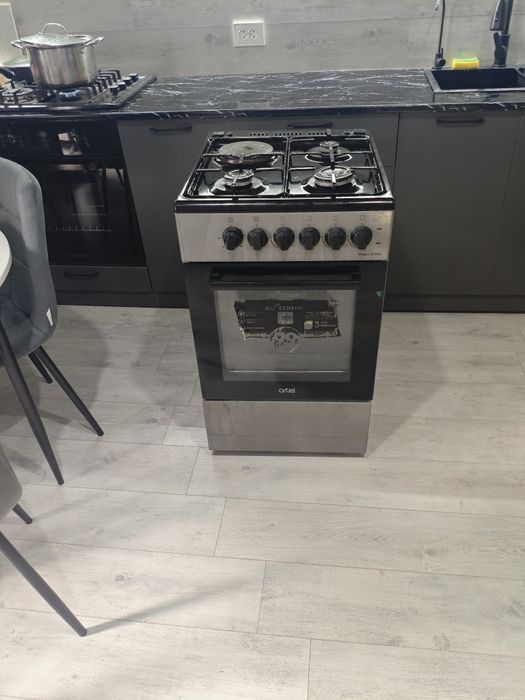 Продам комбинированную плиту