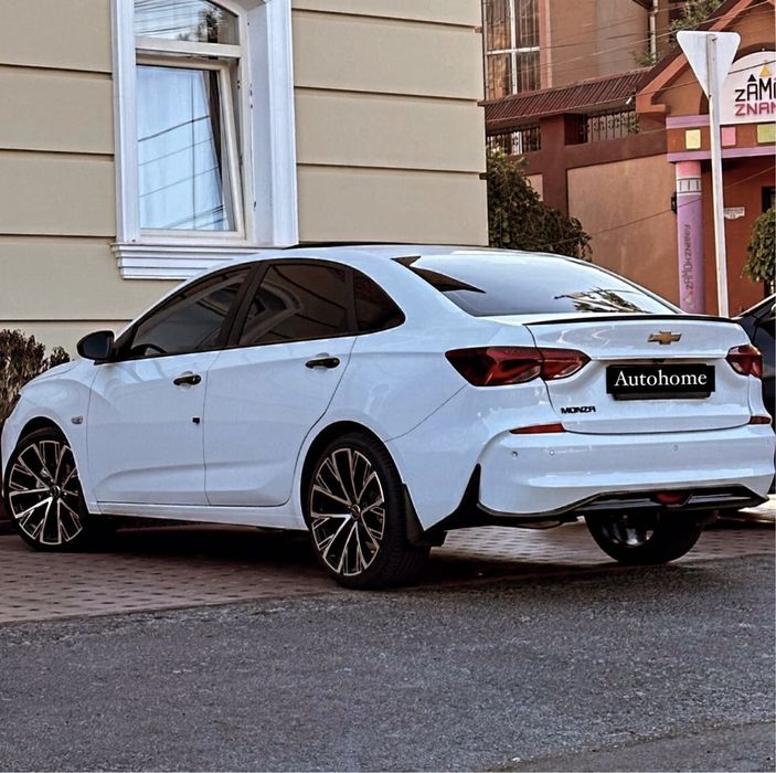 Monza spoler sifati zor