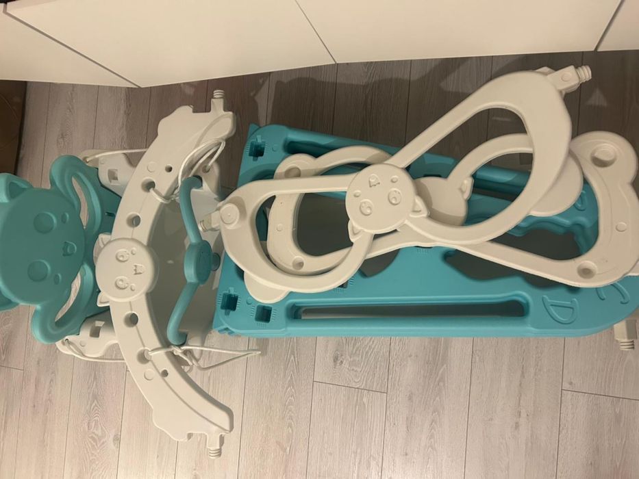 Продам Качеля-горка детская.