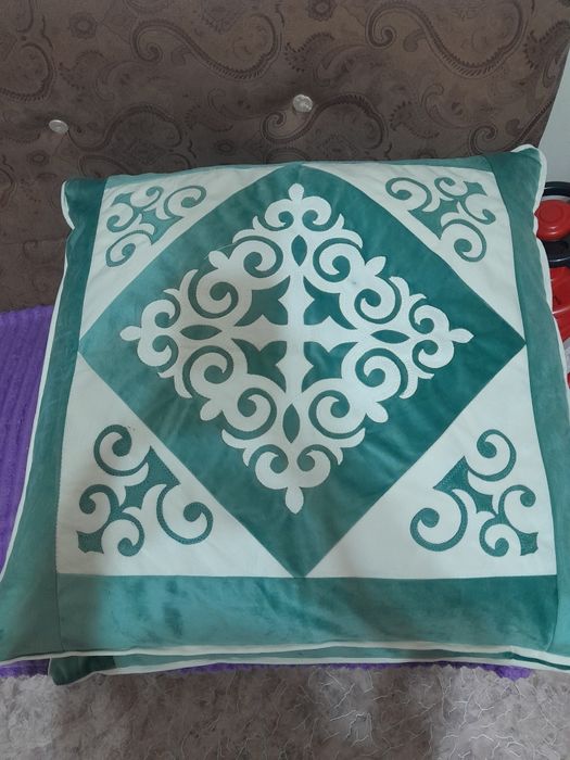 Продам корпеше почти новый