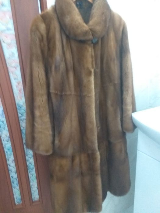 Продам шубу ,120000