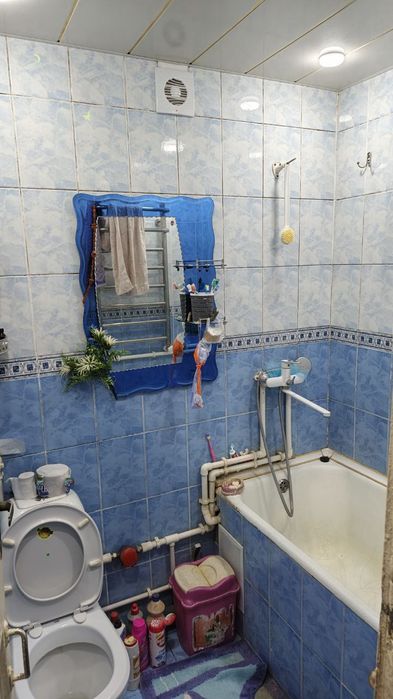 Продаётся квартира 2х комнатная на Калининском массиве