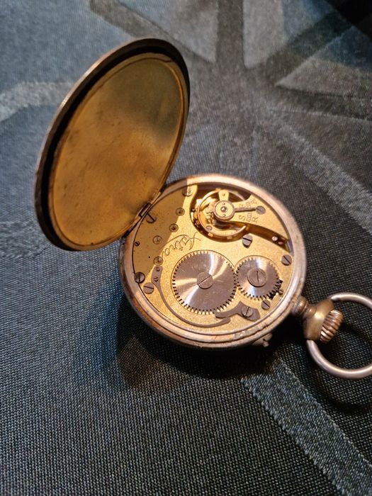 Рядък антикварен колекционерски джобен часовник Junghans Astra