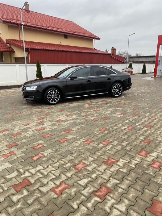 Vând Audi A8 2015 motor 3000 diesel sau schimb cu Passat B8