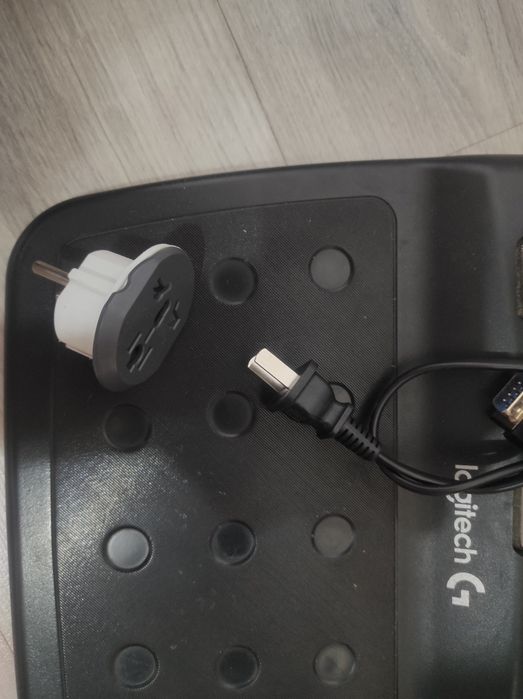 Игровой руль Logitech g29 driving force