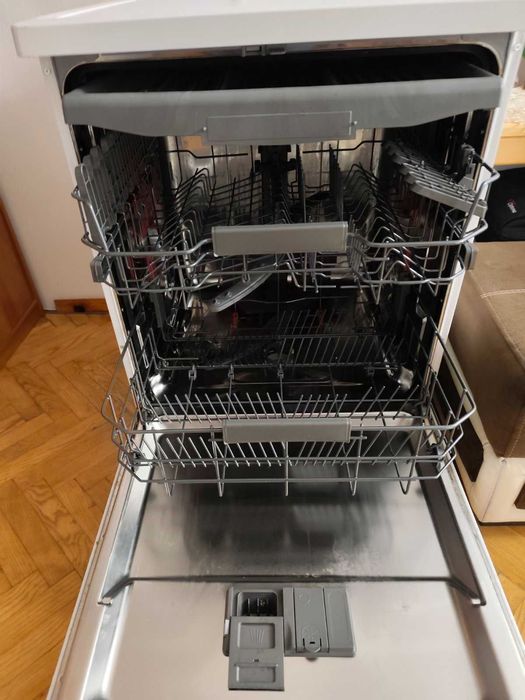 Съдомиялна машина Whirlpool, 6 Sense, Power clean