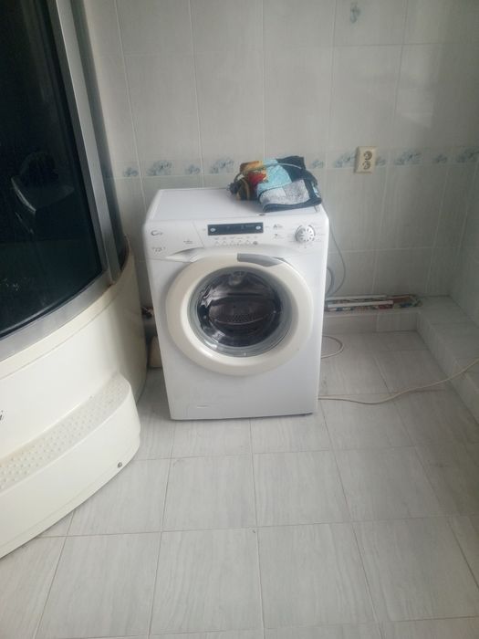 Продам стиральную машину