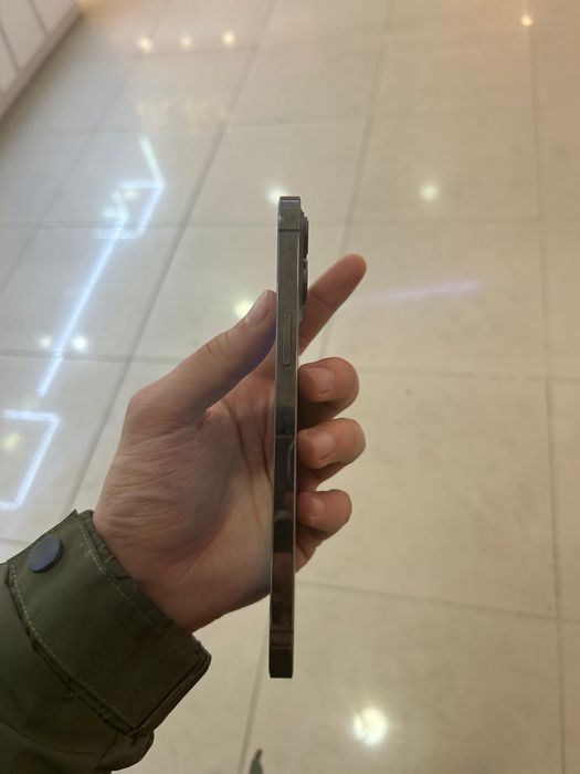 Продам IPhone 12 pro max