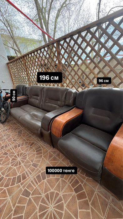 Диваны, кресла разных видов