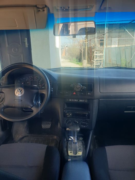 Гольф 4 2002 г.в 1,6 автомат