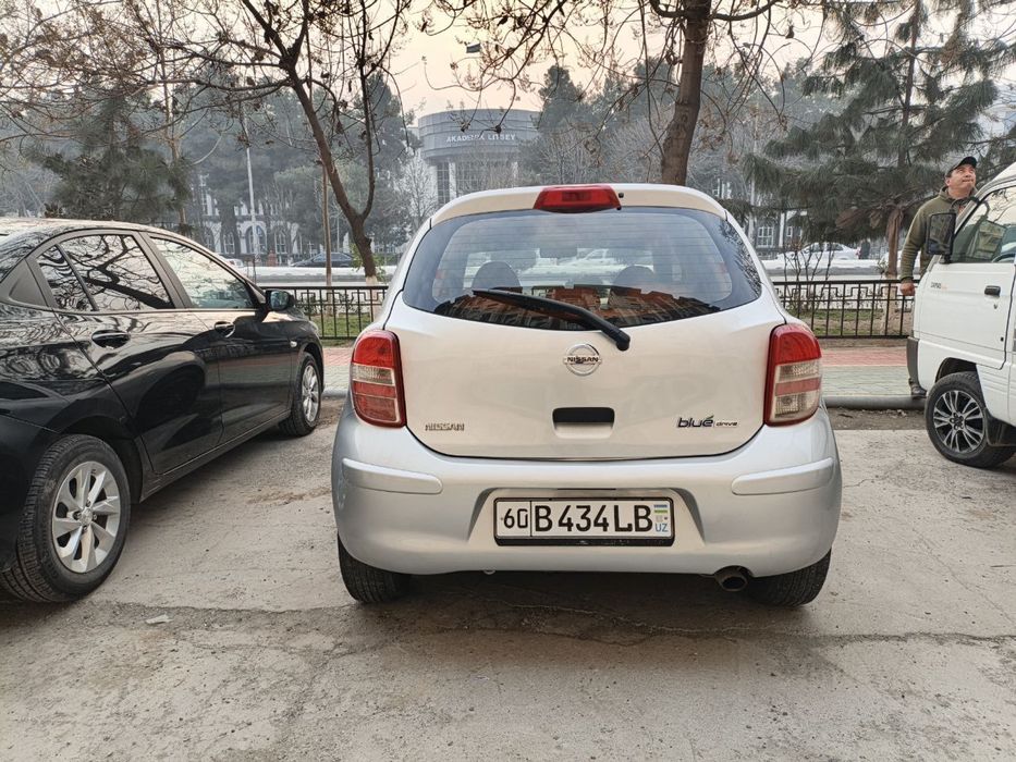 NISSAN MIKRA эконом, комфорт и надёжность Срочно