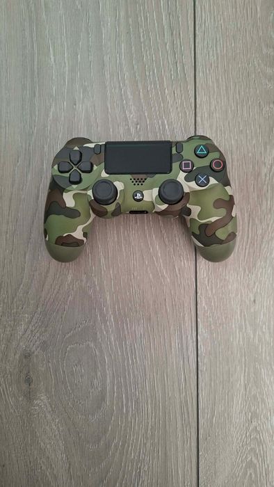 Ps4 с игри+ джойстик