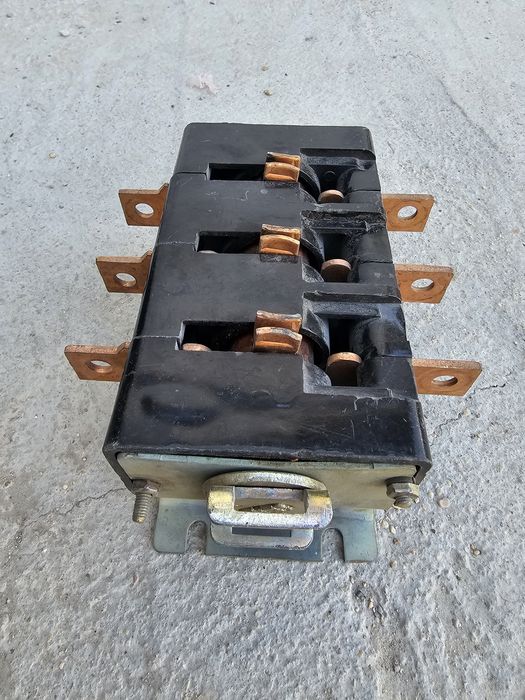 Рубильник механический