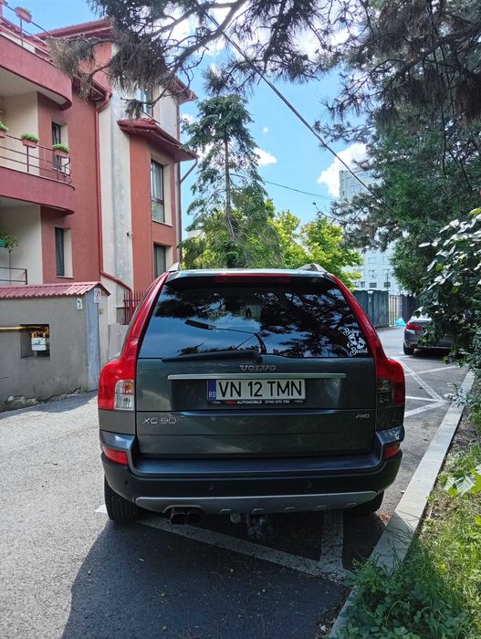 Vând Volvo XC90