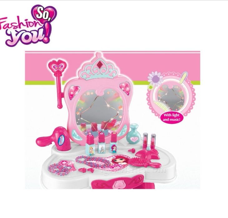 Детска тоалетка със звук и светлина играчки