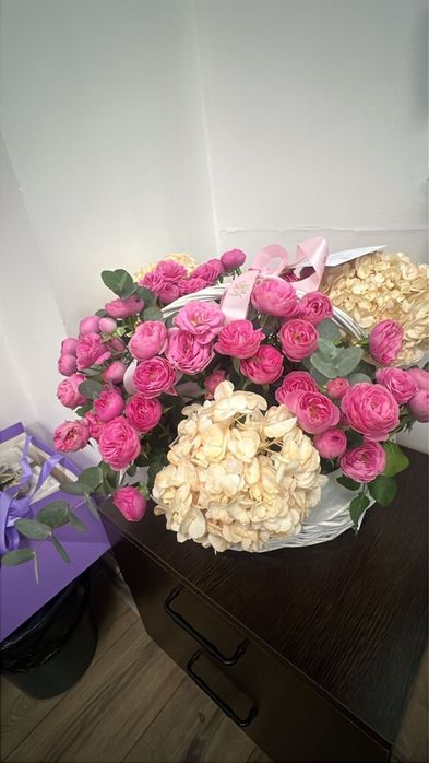 Сегодняшние цветы, свежие и красивые