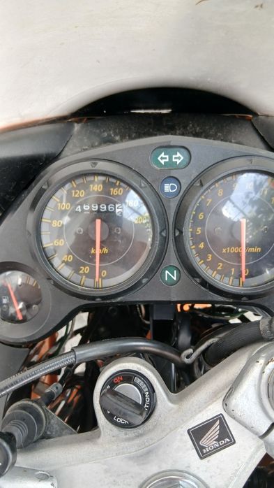 Vând honda cbr125