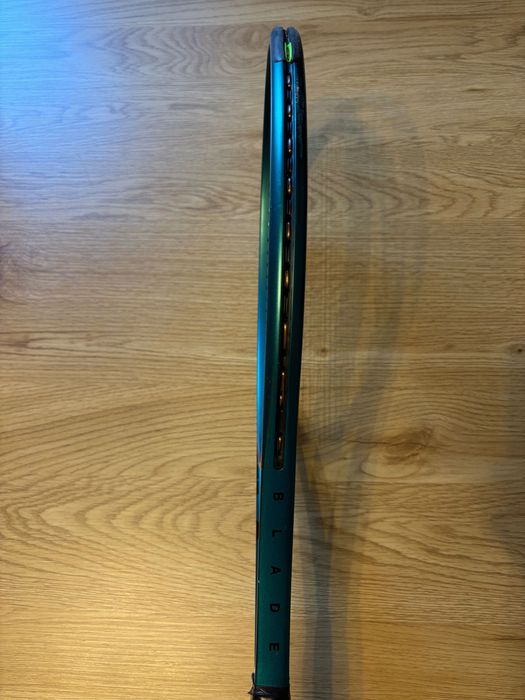 Wilson Blade v9 100 (300 гр.)