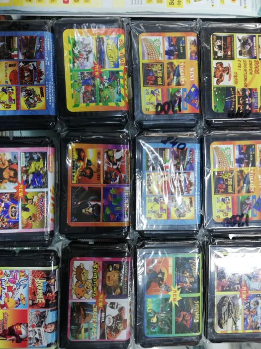 Картриджи для денди и сеги.