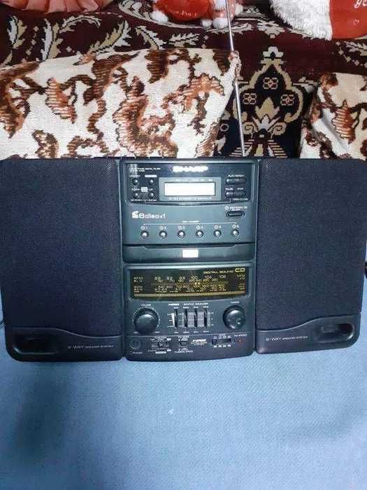 Rdio casetofoane in perfectă stare de functionare