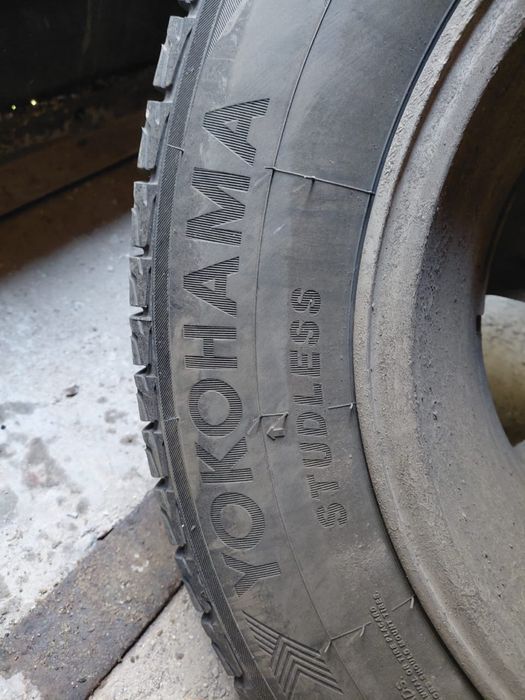 Резина yokohama.